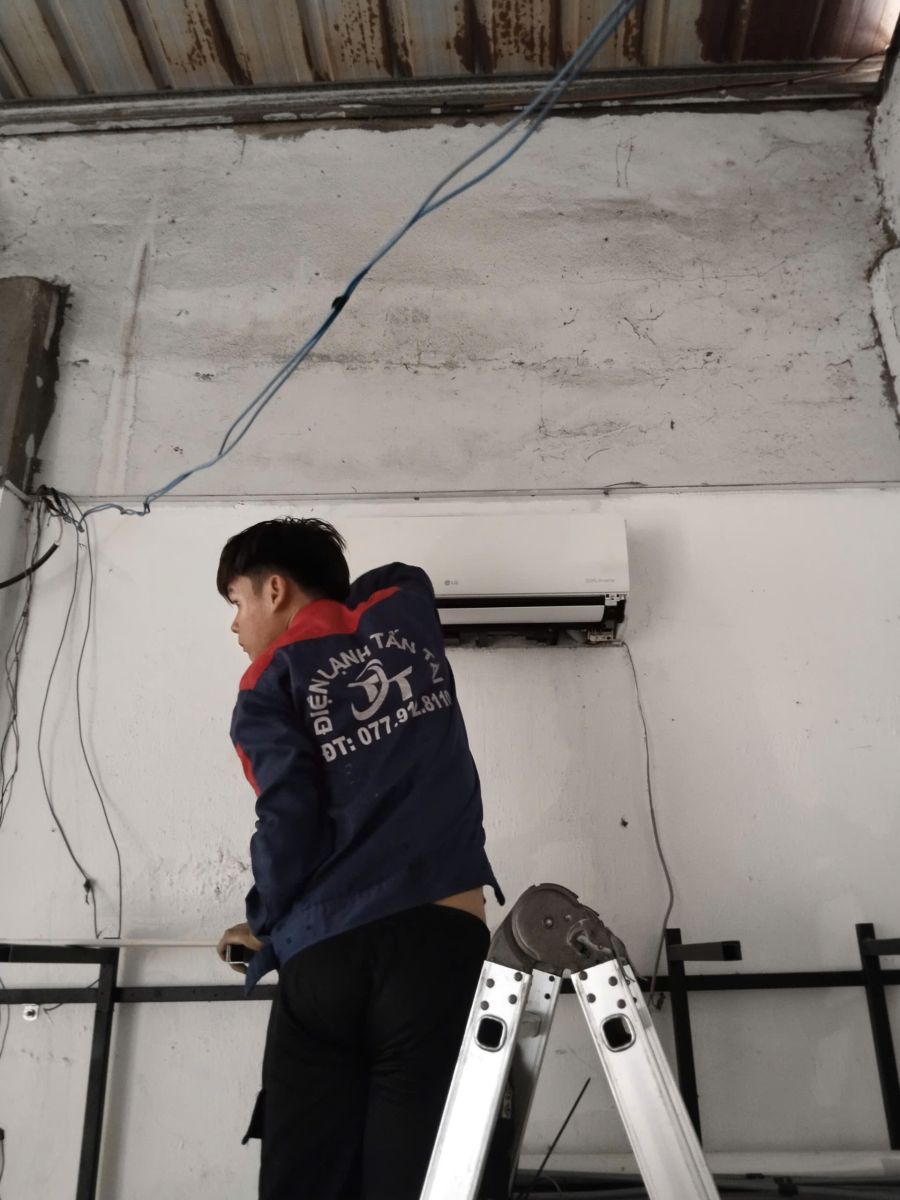 ĐIỆN LẠNH TẤN TÀI
