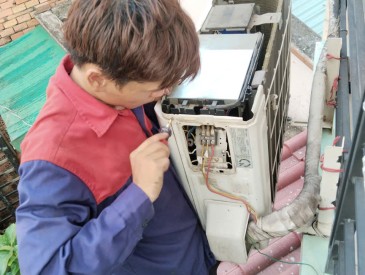 SỬA CHỮA - VỆ SINH MÁY LẠNH UY TÍN - CHUYÊN NGHIỆP QUẬN TÂN BÌNH