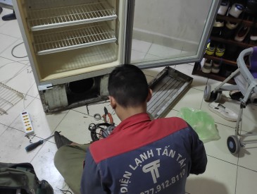 SỬA TỦ LẠNH - TỦ ĐÔNG - TỦ MÁT QUẬN BÌNH TÂN