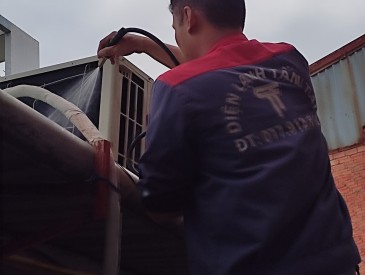 SỬA CHỮA - VỆ SINH MÁY LẠNH TẠI NHÀ QUẬN TÂN PHÚ