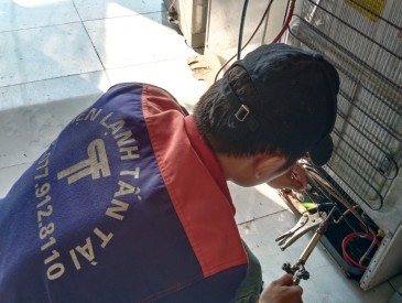 SỬA TỦ LẠNH TẠI NHÀ QUẬN TÂN PHÚ - PHÚ THẠNH - PHÚ THỌ HÒA